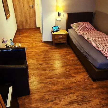 Am Dalwigker Tor Otel